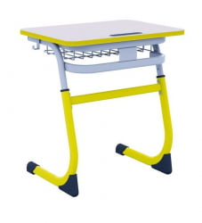 Парта одноместная регулируемая по высоте СМАРТЙ 600х500 с углом наклона столешницы и антивандальной полиуретановой кромкой (рост 5-7) Желтый/Серый / SMARTY