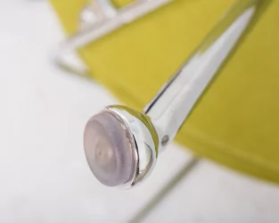 Кресло DOBRIN EMILY Светло-зеленая ткань AF3