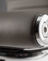 Офисное кресло для посетителей DOBRIN CODY Серый