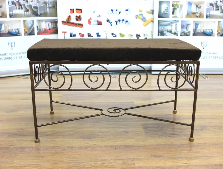 Банкетка Ариадна кованая шоколад с подушкой_1