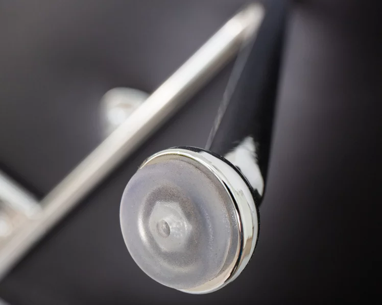 Кресло дизайнерское DOBRIN EMILY Черный винил YP16_8