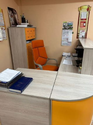 Кресло мобильное, крестовина, корпус пластик_0