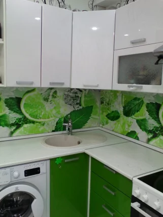 Глянцевый фартук (КОМПОЗИТ) KM 19_11